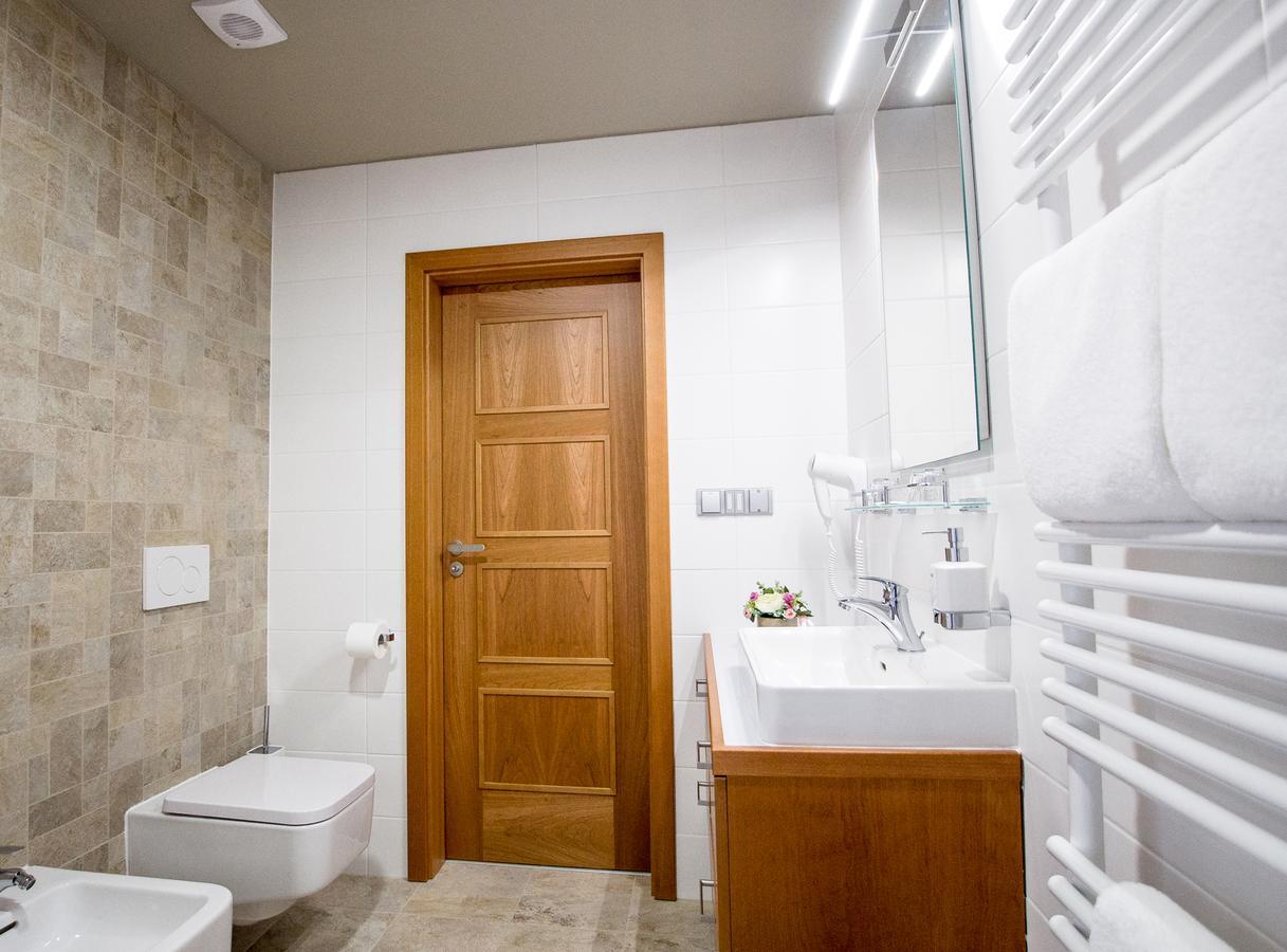 Strážnice Hotel Pod Vezi מראה חיצוני תמונה